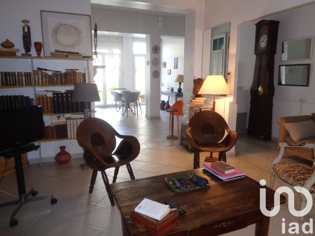 Achat maison à vendre 5 chambres 214 m² - Castelsarrasin