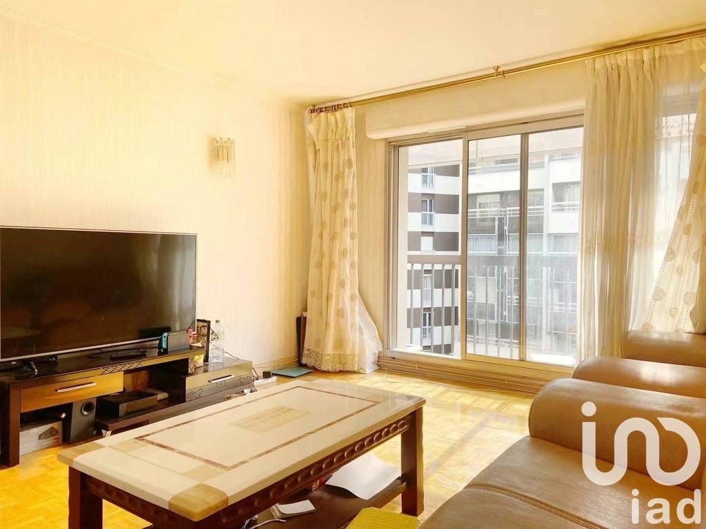 Achat appartement à vendre 3 pièces 69 m² - Paris 19ème arrondissement