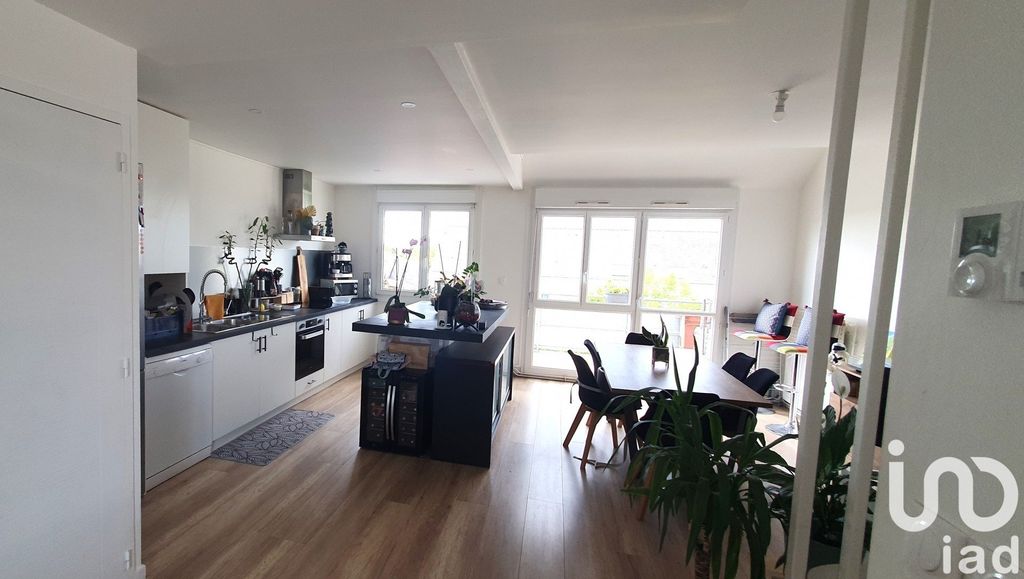 Achat appartement à vendre 3 pièces 79 m² - Saint-Barthélemy-d'Anjou