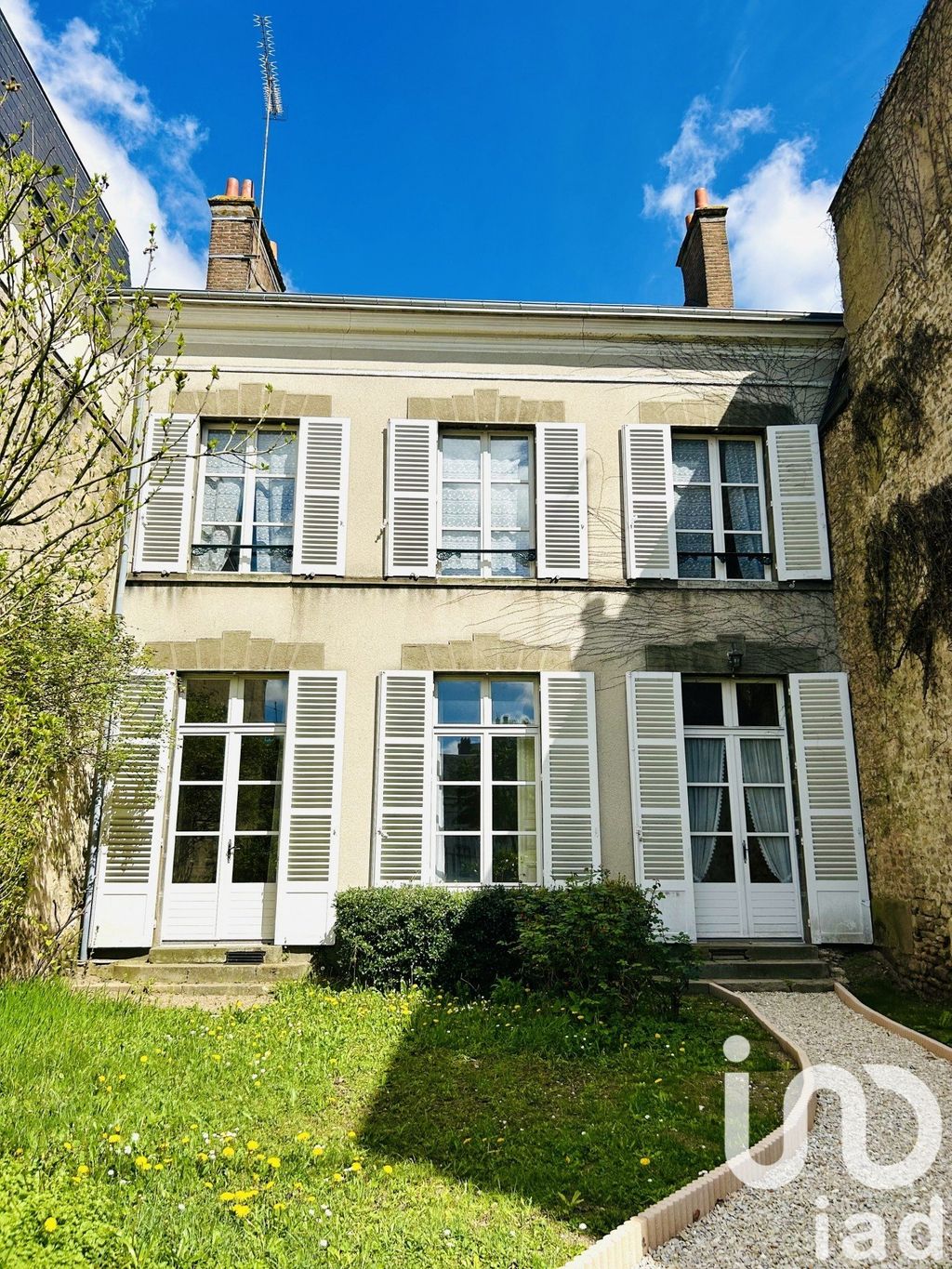 Achat maison à vendre 3 chambres 160 m² - Pithiviers