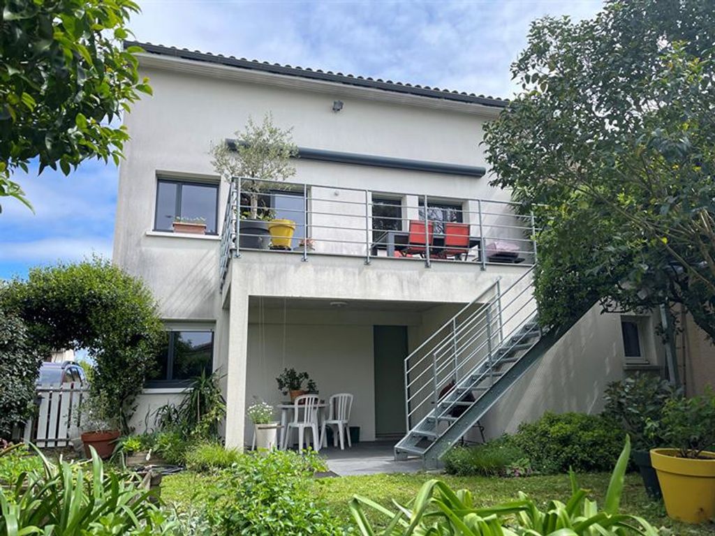 Achat maison à vendre 4 chambres 118 m² - Le Bouscat