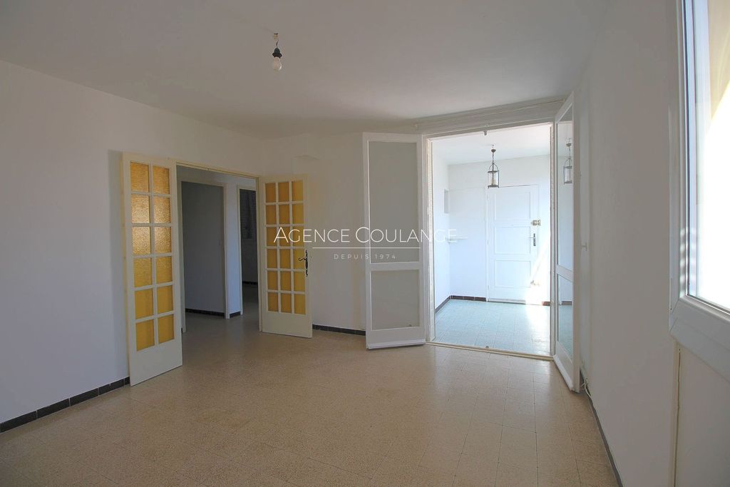Achat appartement à vendre 4 pièces 67 m² - Saint-Cyr-sur-Mer