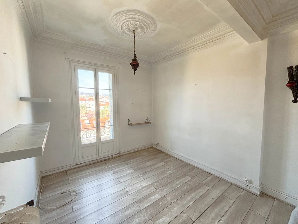 Achat appartement à vendre 2 pièces 30 m² - Nice