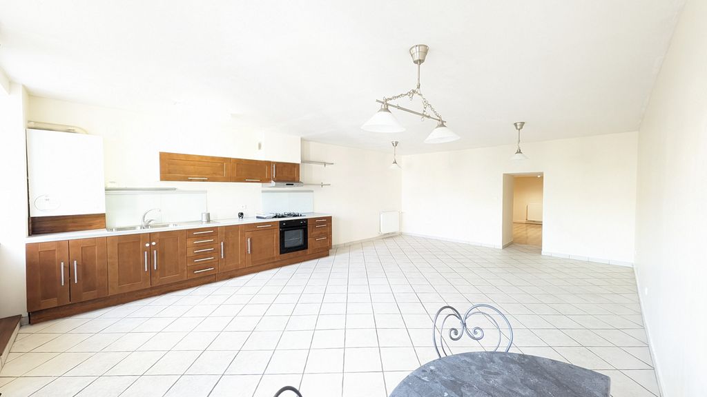 Achat maison à vendre 2 chambres 122 m² - Château-Gaillard