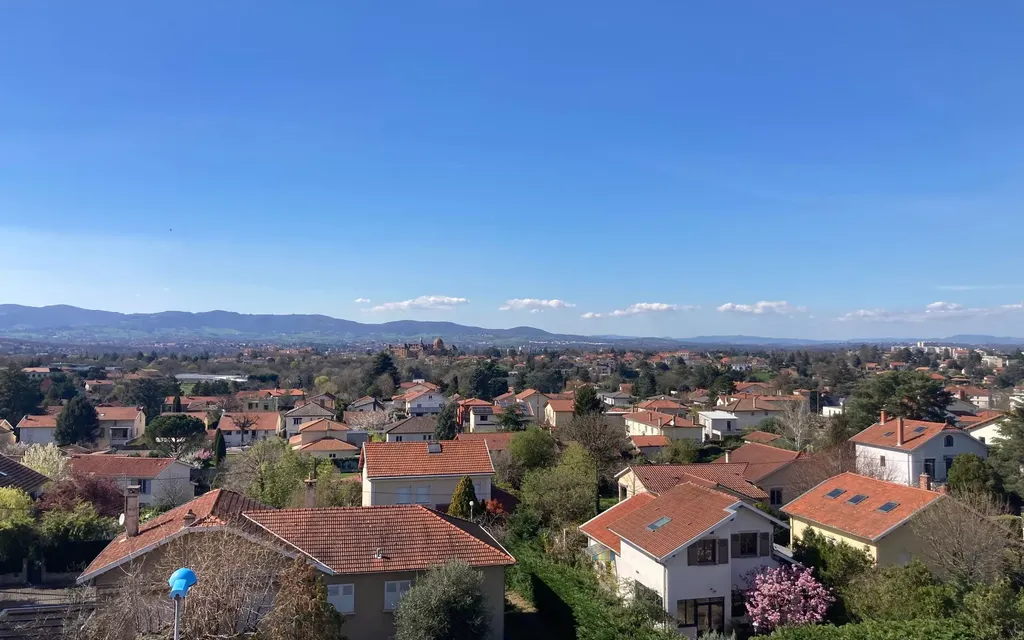 Achat appartement à vendre 4 pièces 97 m² - Sainte-Foy-lès-Lyon