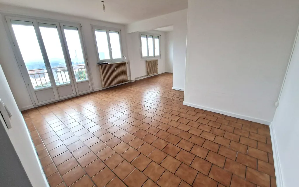 Achat appartement à vendre 4 pièces 86 m² - Montceau-les-Mines