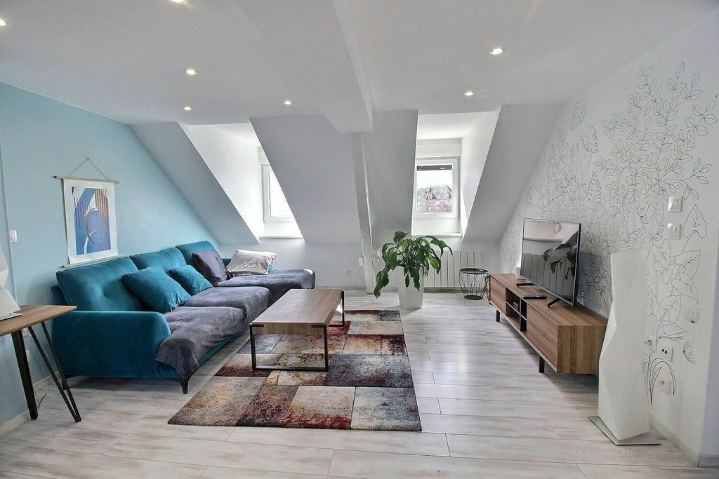 Achat appartement à vendre 4 pièces 66 m² - Colmar