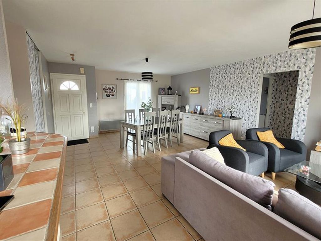 Achat maison à vendre 4 chambres 104 m² - Vaudelnay