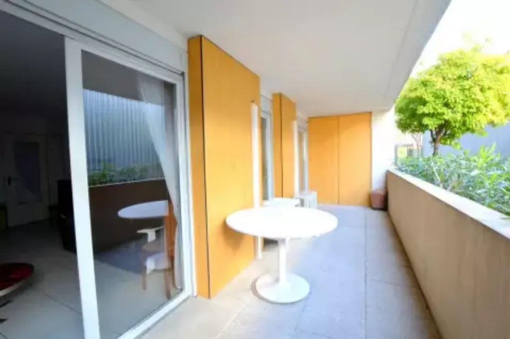 Achat appartement à vendre 3 pièces 66 m² - Castelnau-le-Lez