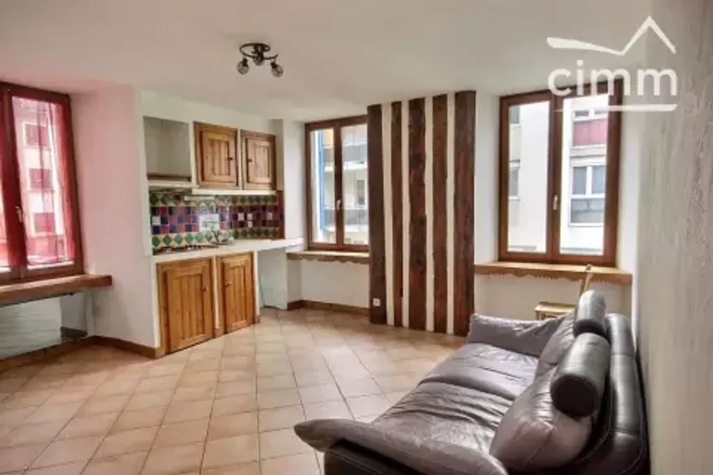 Achat appartement à vendre 2 pièces 44 m² - Cluses