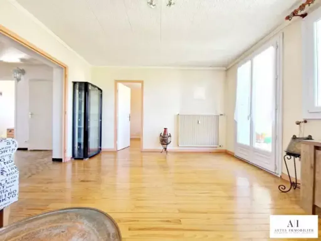 Achat appartement à vendre 3 pièces 61 m² - Valence