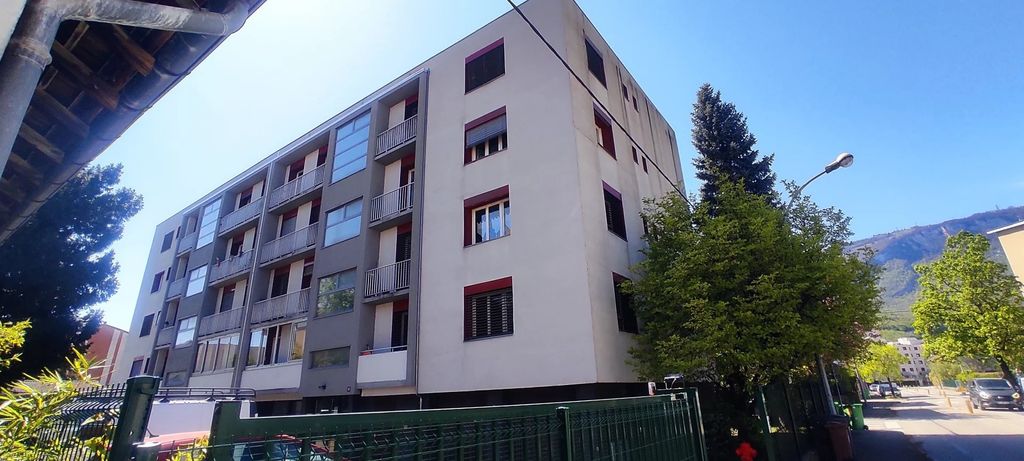 Achat appartement à vendre 3 pièces 59 m² - Fontaine