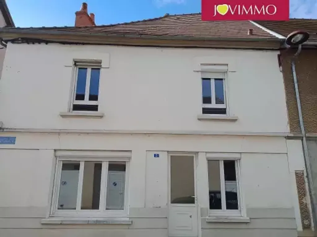 Achat maison à vendre 4 chambres 94 m² - Estivareilles