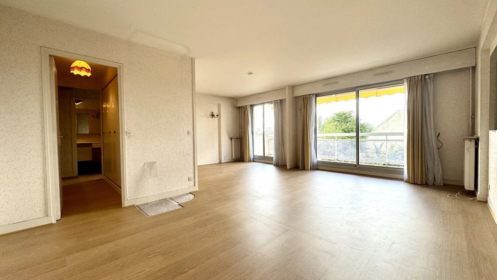 Achat appartement à vendre 4 pièces 81 m² - Le Raincy