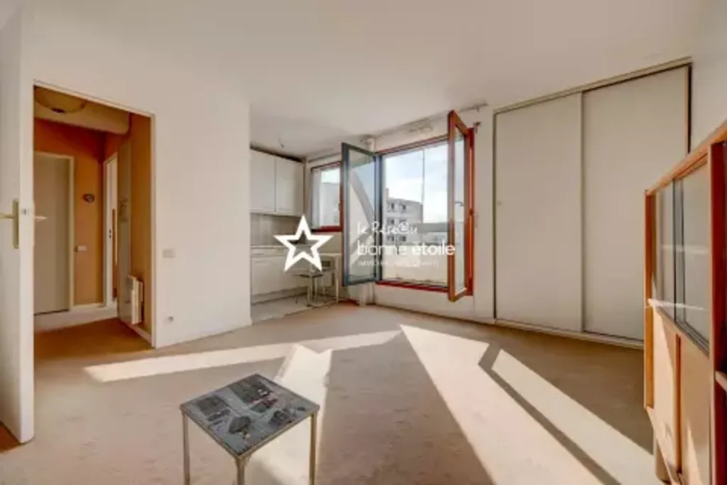 Achat appartement à vendre 2 pièces 38 m² - Paris 19ème arrondissement