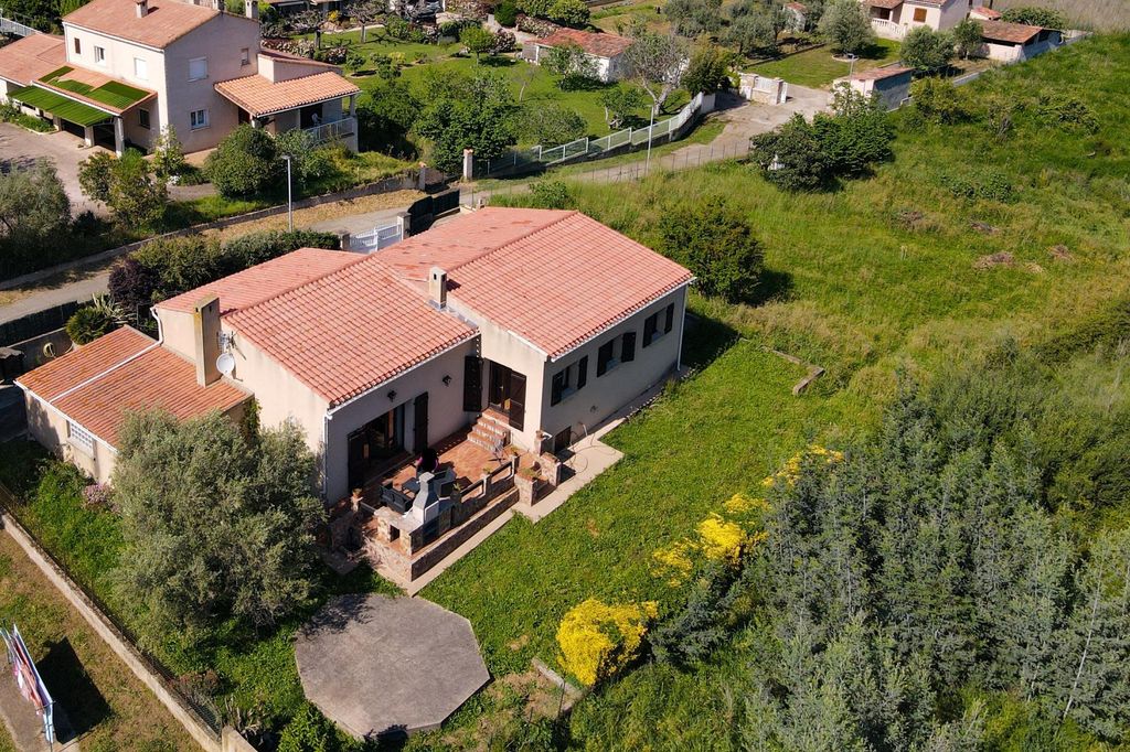 Achat maison à vendre 3 chambres 123 m² - Ajaccio