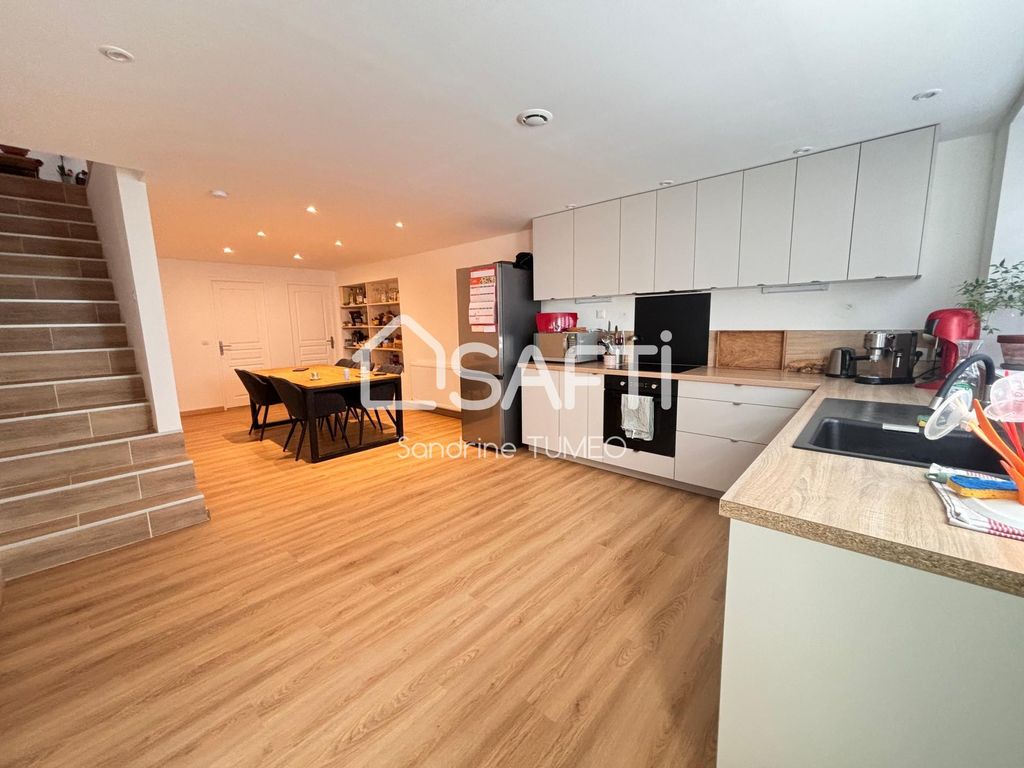 Achat maison à vendre 3 chambres 108 m² - Sellières