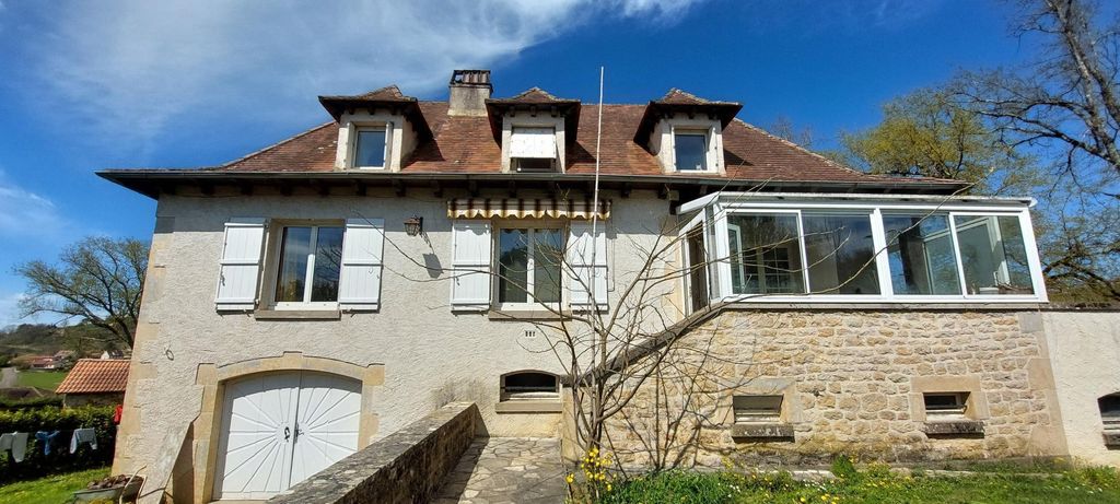 Achat maison à vendre 5 chambres 174 m² - Saint-Laurent-les-Tours