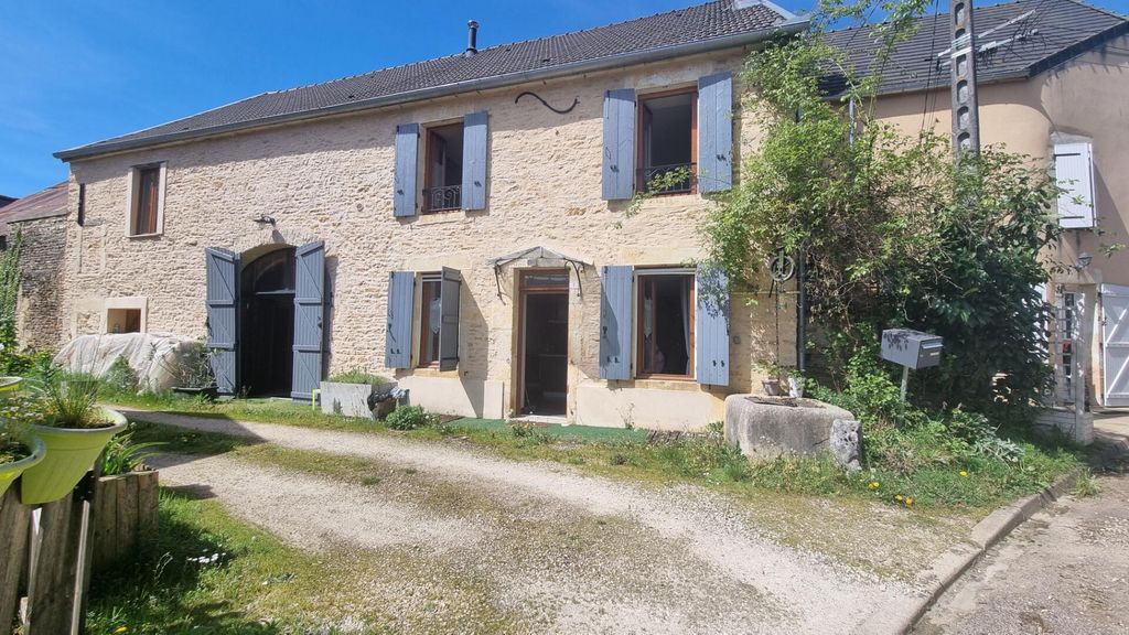 Achat maison à vendre 4 chambres 140 m² - Arcy-sur-Cure