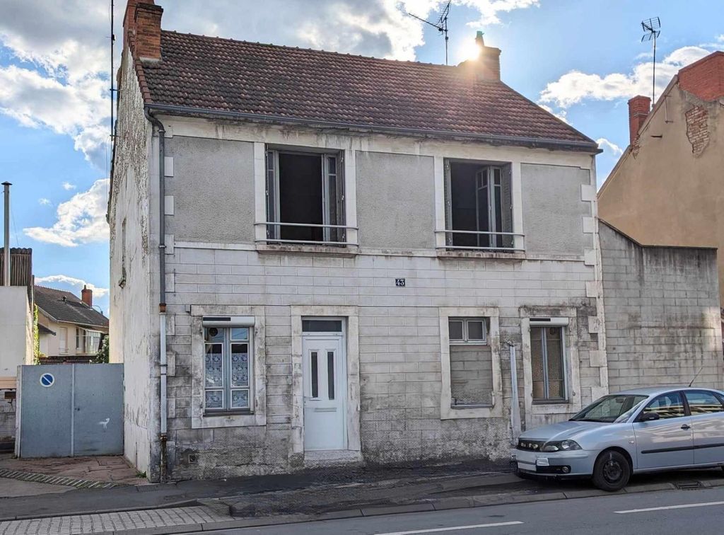 Achat maison à vendre 3 chambres 123 m² - Montluçon