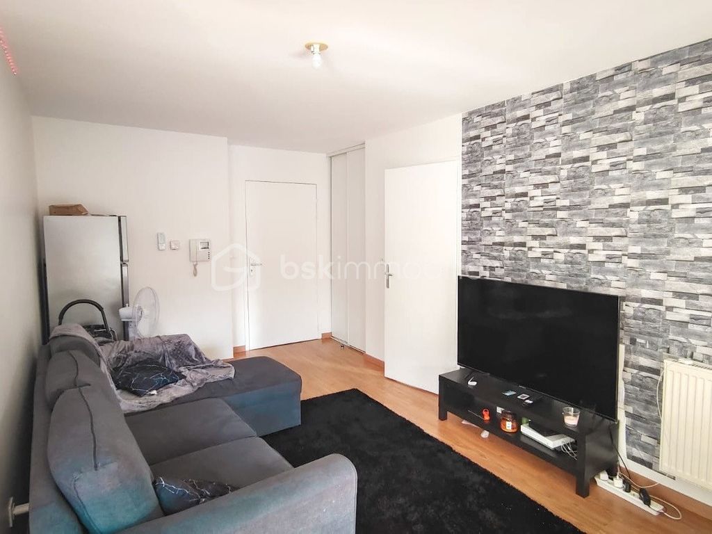 Achat appartement à vendre 2 pièces 44 m² - Livry-Gargan