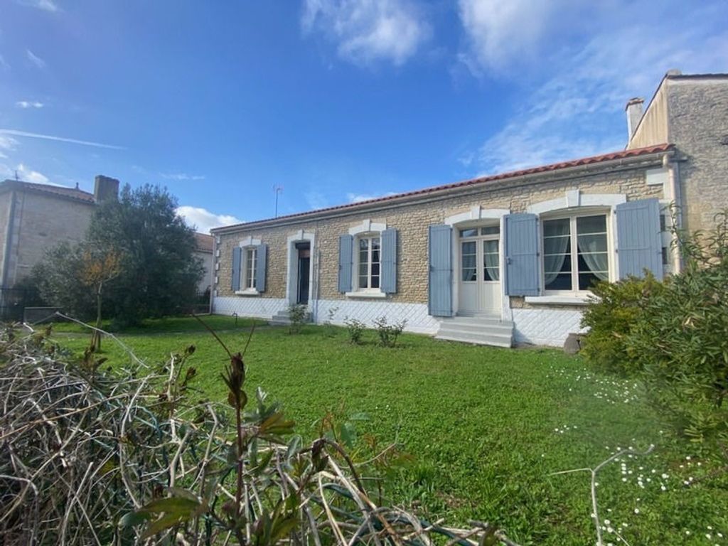 Achat maison à vendre 3 chambres 138 m² - Mouzeuil-Saint-Martin