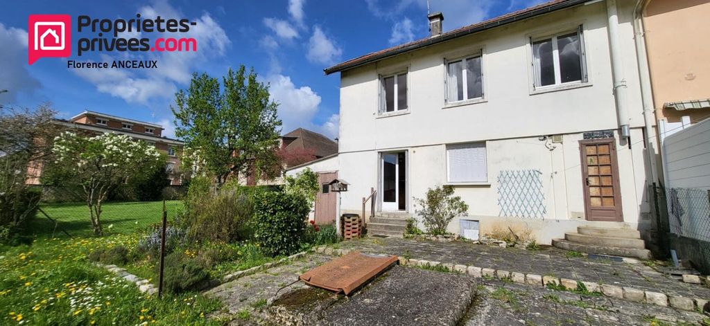 Achat maison à vendre 3 chambres 88 m² - Saint-Quentin