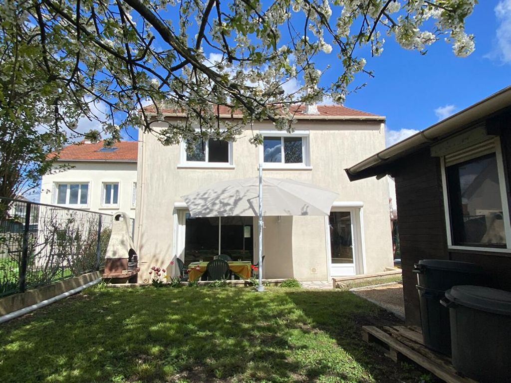 Achat maison à vendre 4 chambres 104 m² - Villeneuve-le-Roi