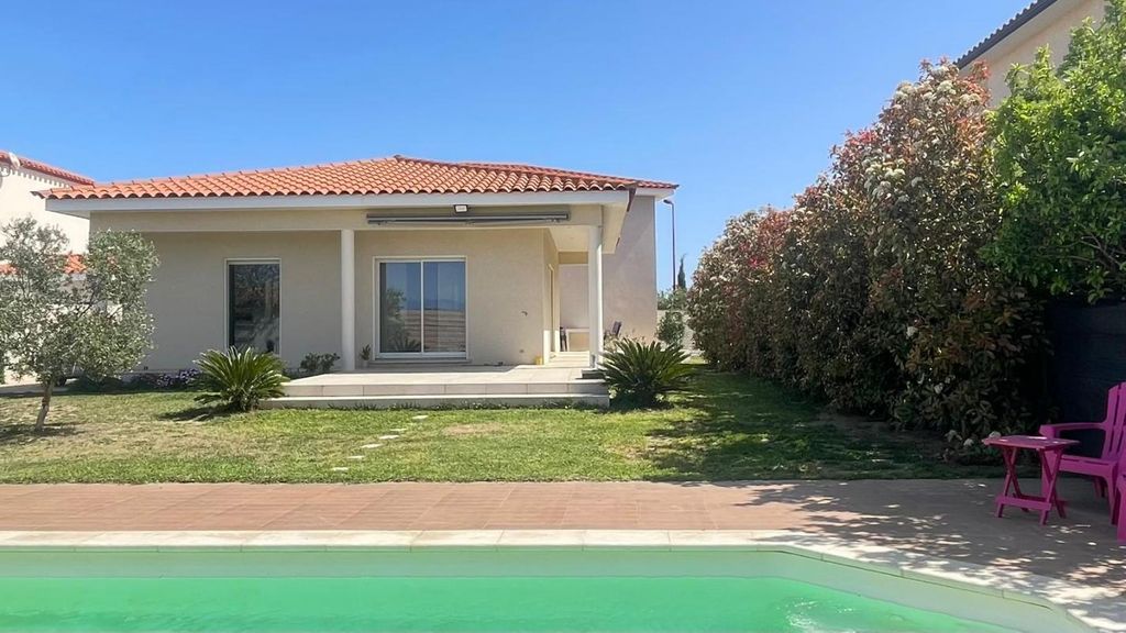 Achat maison à vendre 5 chambres 190 m² - Saint-Cyprien
