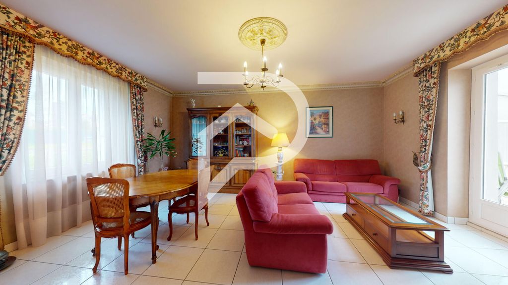 Achat maison à vendre 4 chambres 149 m² - Sainte-Luce-sur-Loire