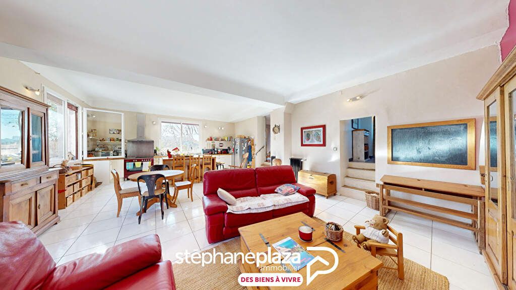 Achat maison à vendre 4 chambres 195 m² - Marseille 13ème arrondissement