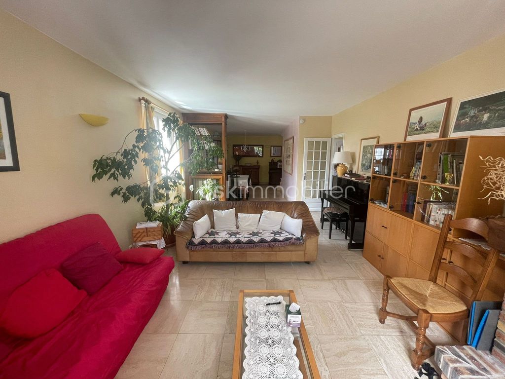 Achat maison à vendre 5 chambres 170 m² - Yerres