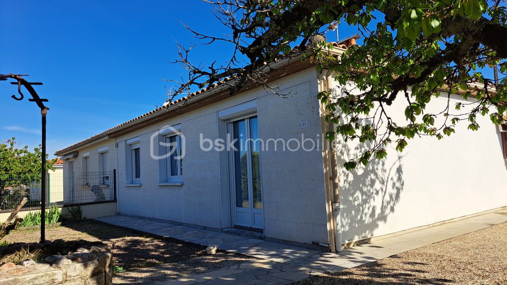 Achat maison à vendre 3 chambres 88 m² - Saint-Léon-sur-l'Isle