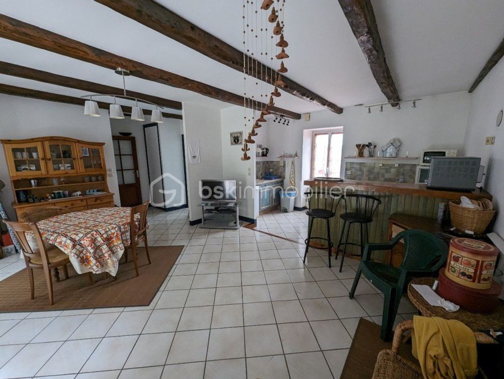 Achat maison à vendre 2 chambres 117 m² - Saint-Marcan