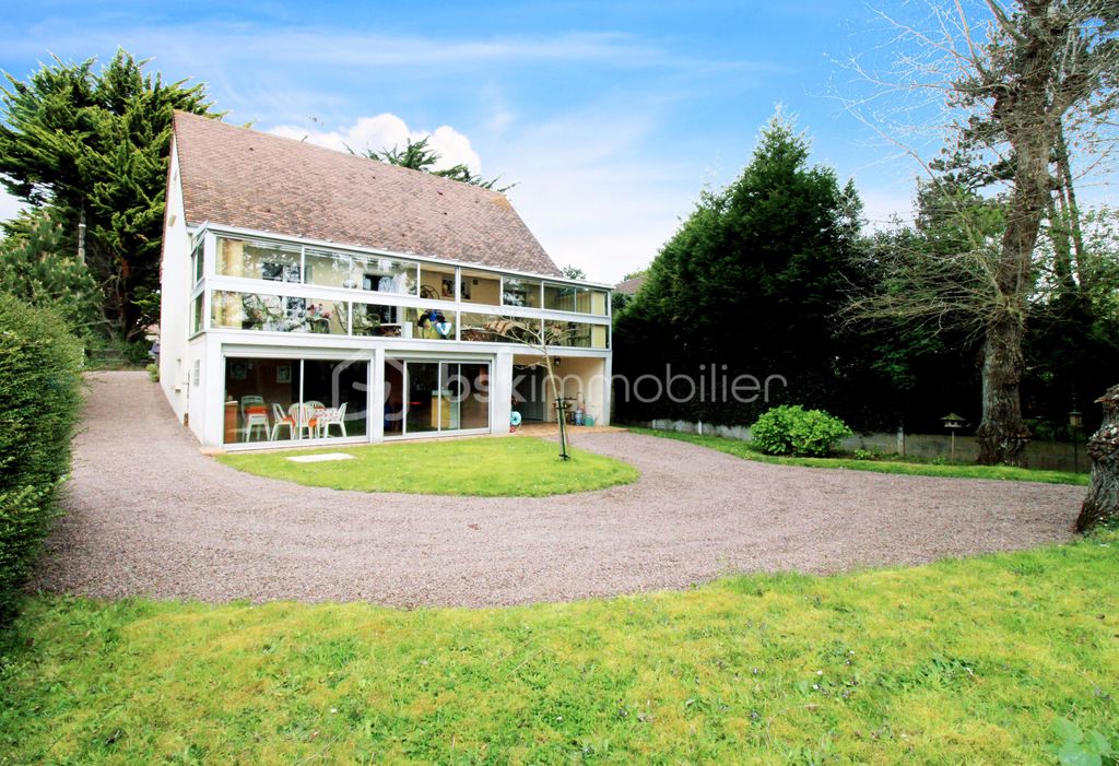 Achat maison à vendre 3 chambres 145 m² - Merville-Franceville-Plage