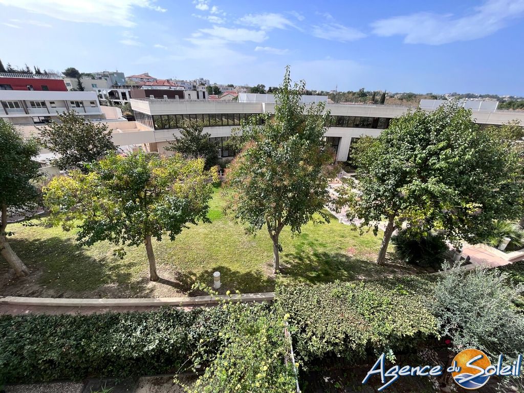 Achat appartement à vendre 4 pièces 120 m² - Montpellier