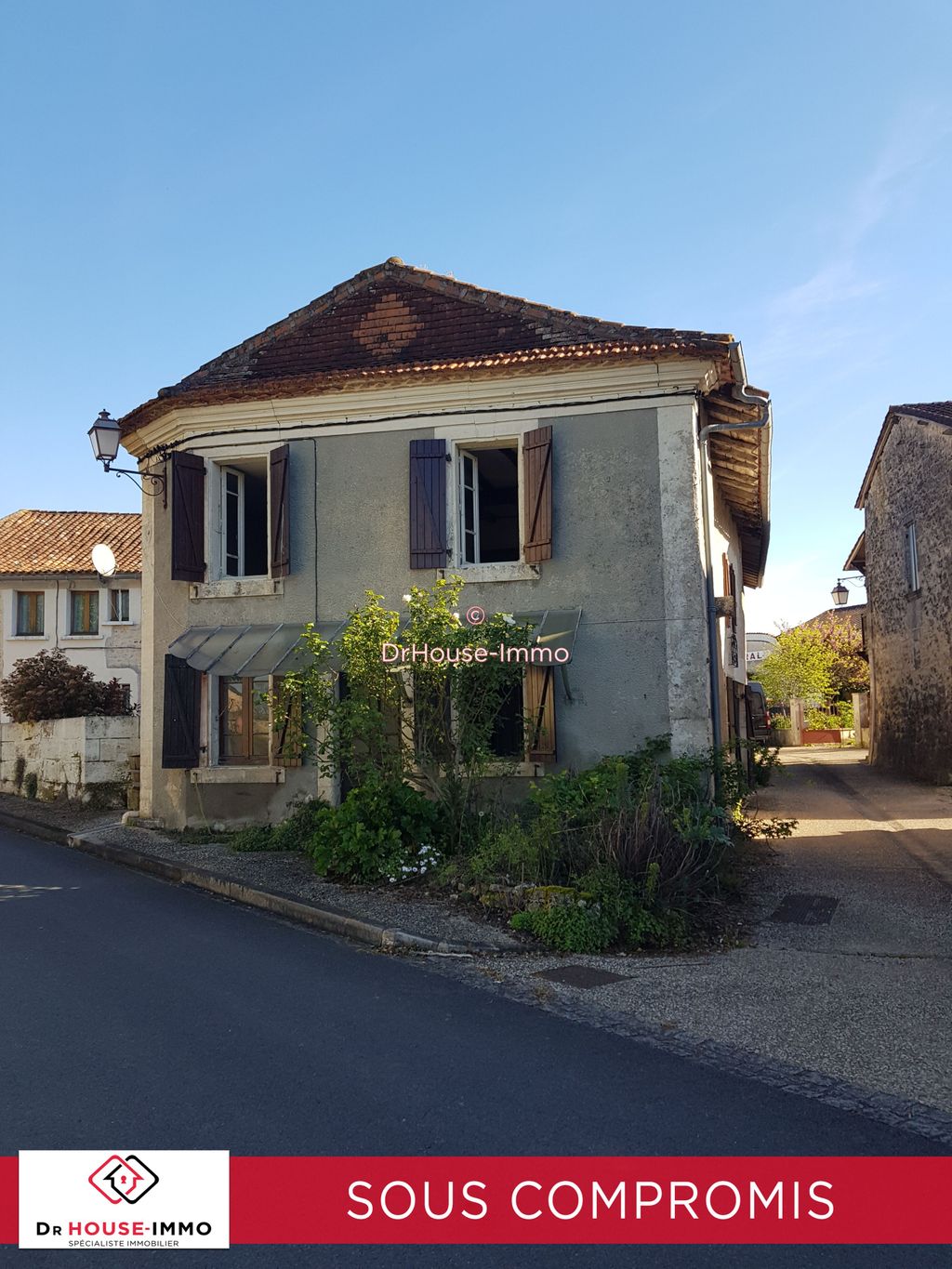 Achat maison à vendre 4 chambres 102 m² - Verteillac