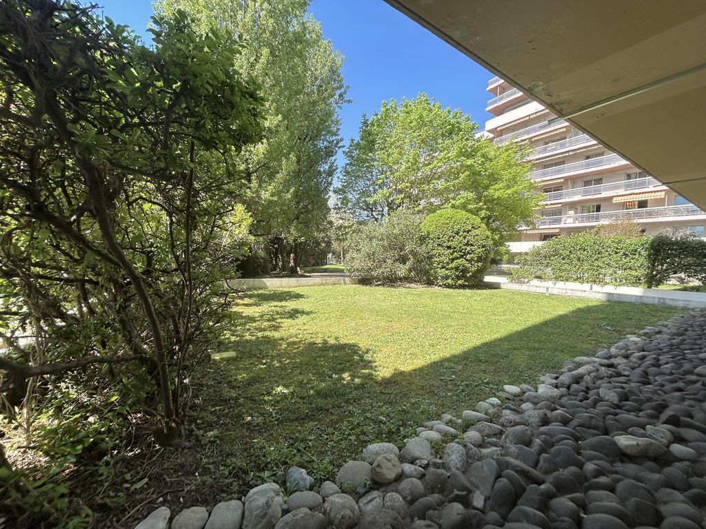 Achat appartement à vendre 3 pièces 85 m² - Grenoble