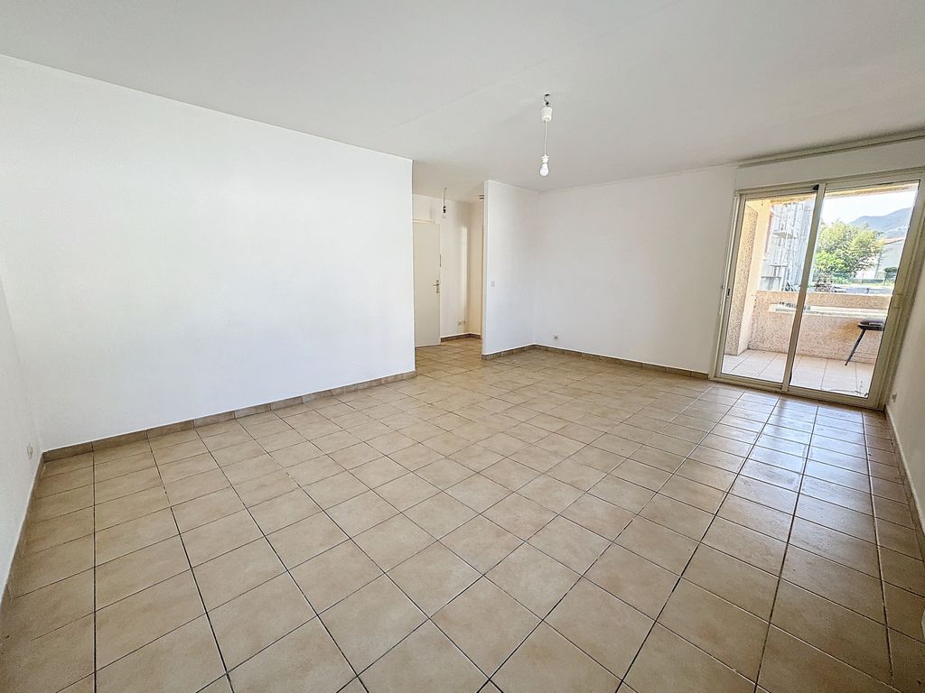 Achat appartement à vendre 3 pièces 70 m² - Santa-Reparata-di-Moriani