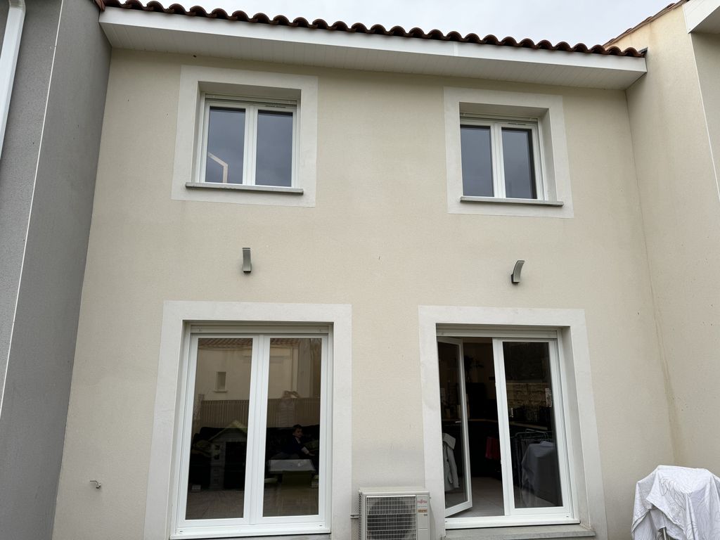Achat maison à vendre 3 chambres 75 m² - Gignac
