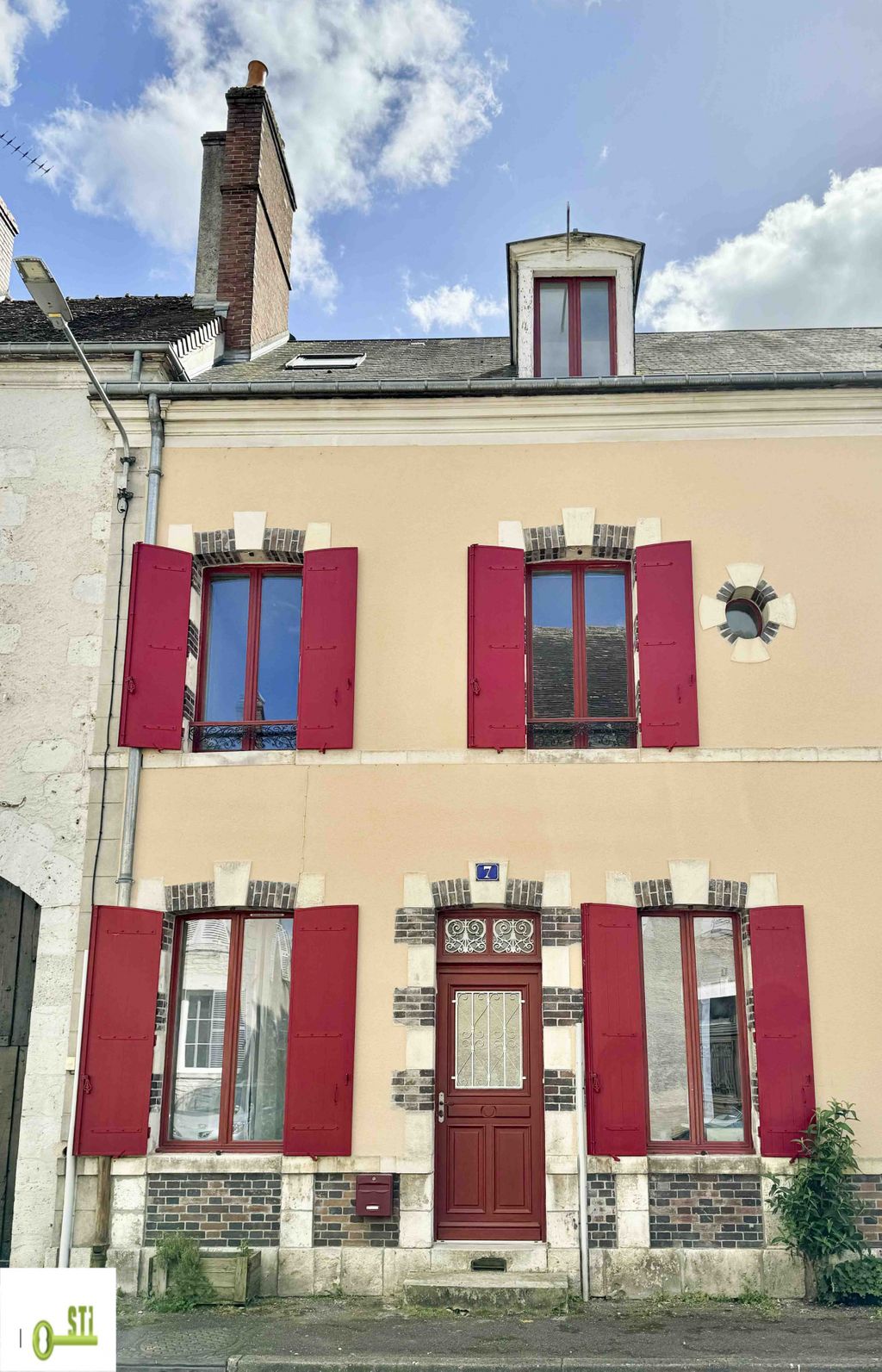 Achat maison à vendre 3 chambres 103 m² - Châtillon-Coligny