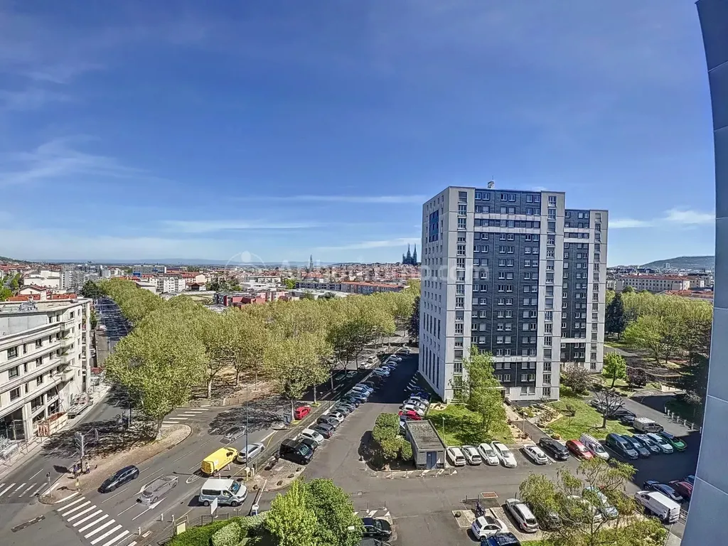 Achat appartement à vendre 3 pièces 71 m² - Clermont-Ferrand