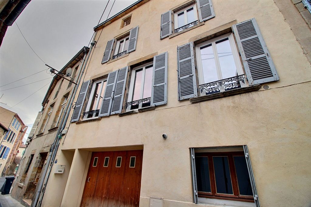 Achat maison à vendre 3 chambres 130 m² - Vic-le-Comte