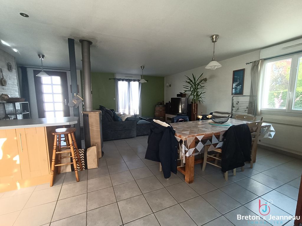 Achat maison à vendre 4 chambres 90 m² - Entrammes