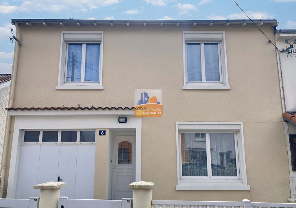 Achat maison à vendre 3 chambres 77 m² - Rezé