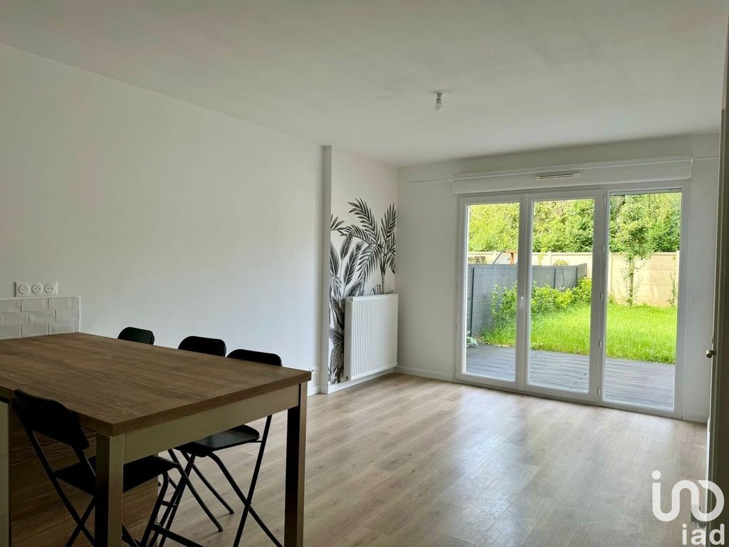 Achat appartement à vendre 2 pièces 42 m² - Villeneuve-Saint-Denis