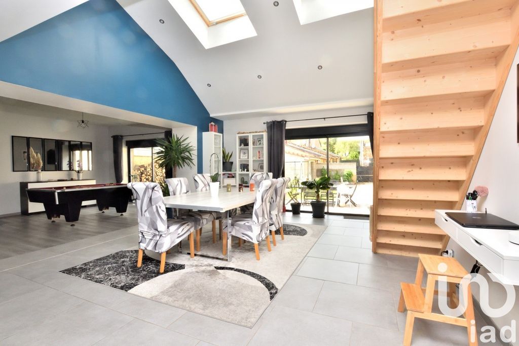 Achat maison à vendre 4 chambres 195 m² - Villers-sous-Prény