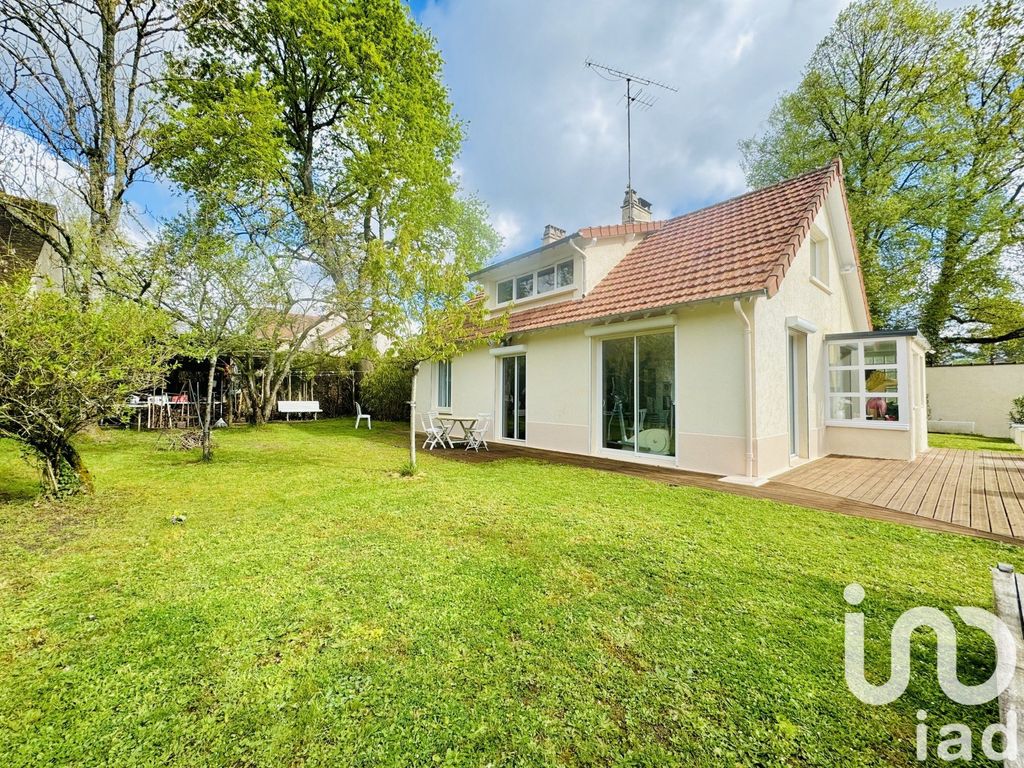 Achat maison à vendre 4 chambres 112 m² - Saint-Léger-en-Yvelines