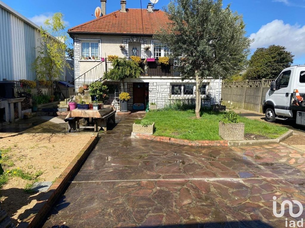 Achat maison à vendre 3 chambres 140 m² - Orly