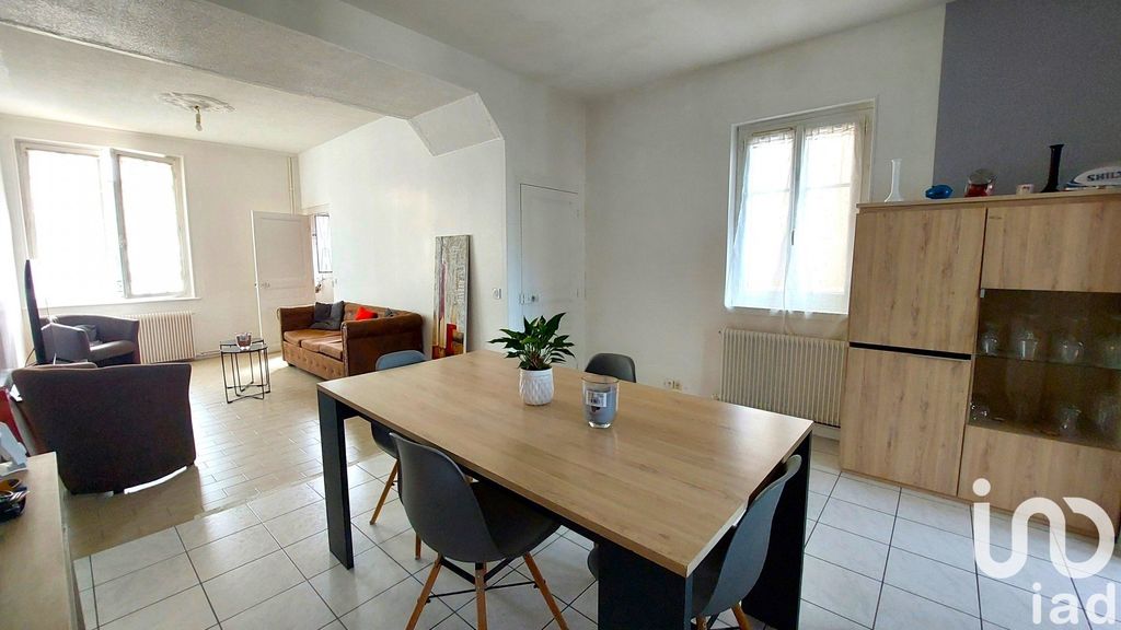 Achat maison à vendre 2 chambres 80 m² - Châteauroux